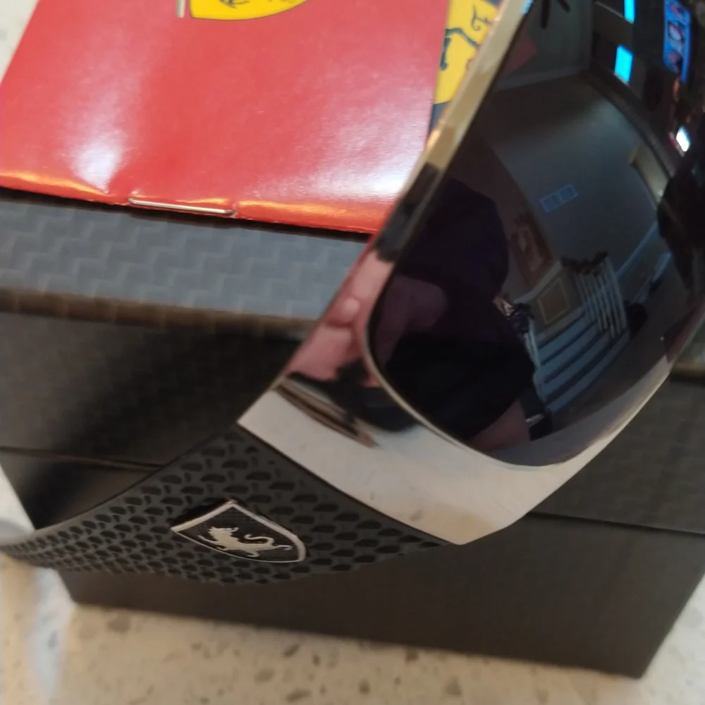 New Pit Crew 0830279 Ferrari Watch by Movado+Bonus Ferrari Style Sunglasses - Picture 9 of 9